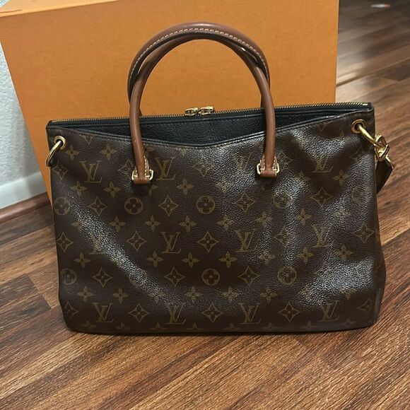 Louis Vuitton Pallas MM (feel free to make an offer) - Picture 4 of 16